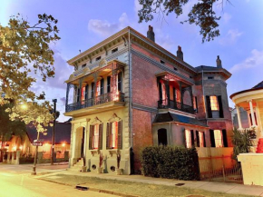 French Quarter Lanaux Mansion Bed and Breakfast